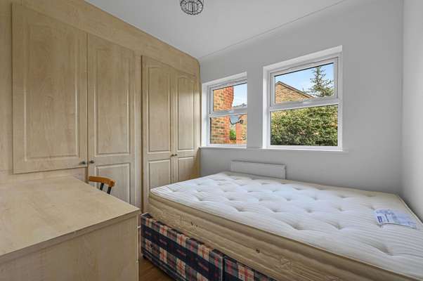 House Pegasus Close in Greater London