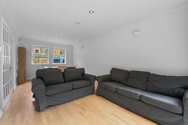 House Pegasus Close in Greater London
