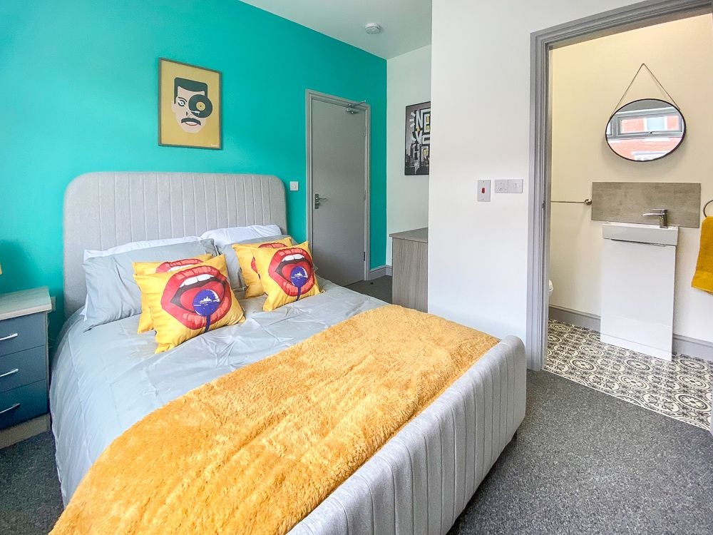 Room Chantry Lane in Grimsby