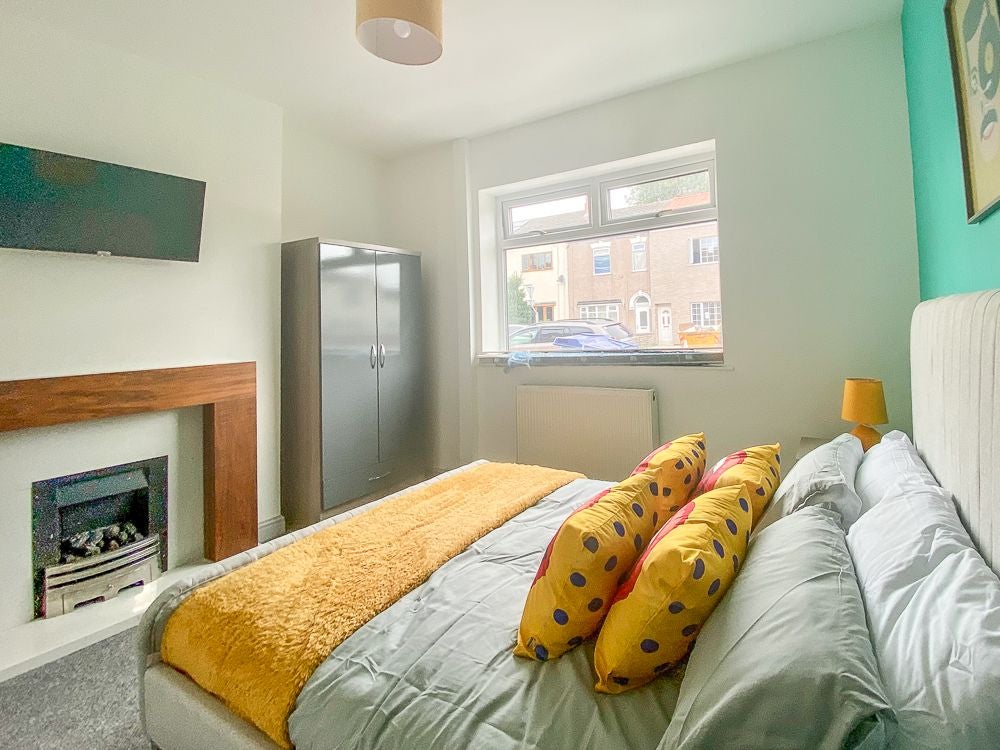 Room Chantry Lane in Grimsby