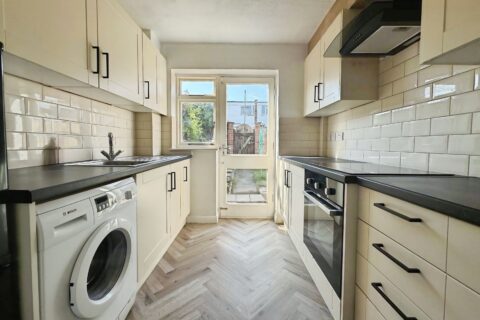 House Lune Close in Basingstoke and Deane