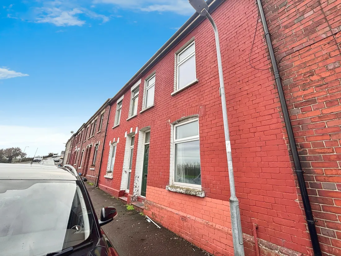 House Clive Road in Barry