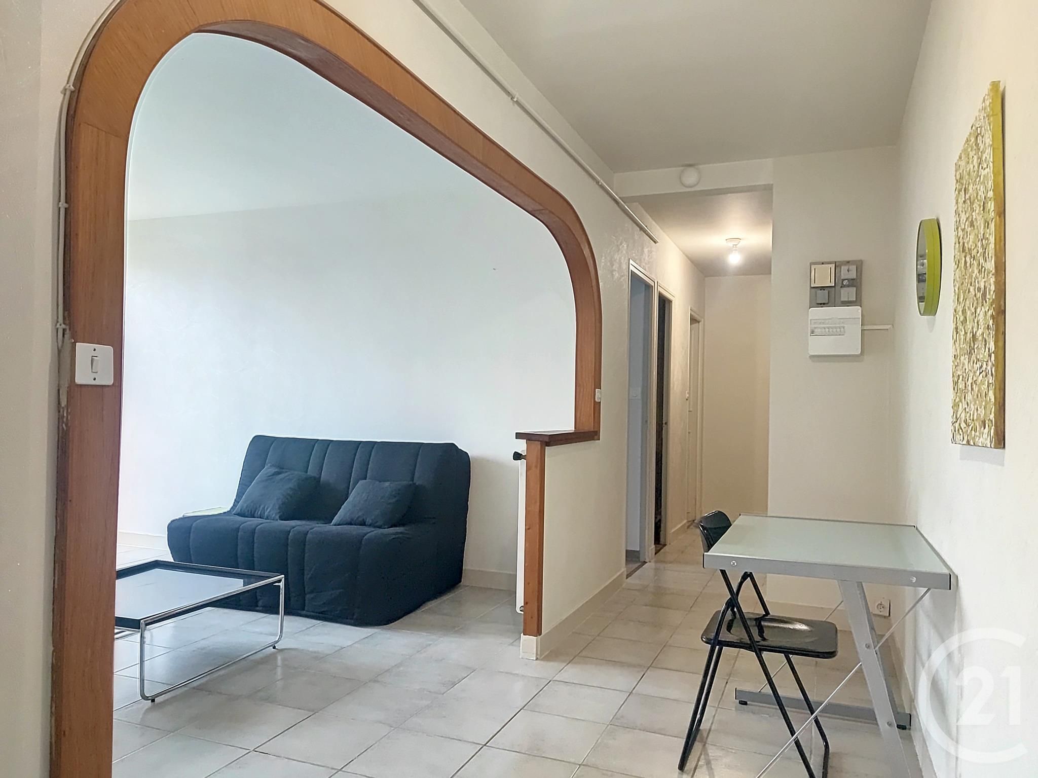 Appartement Rue de l'Hôtel de Ville à Saint-Julien-les-Villas