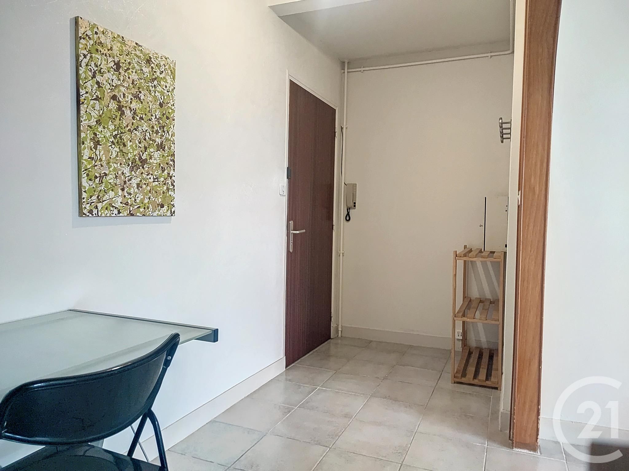 Appartement Rue de l'Hôtel de Ville à Saint-Julien-les-Villas