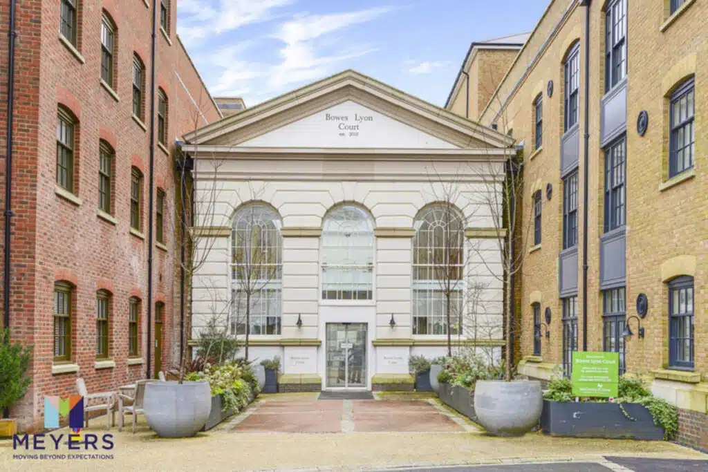 Flat Hamslade Street in Dorchester