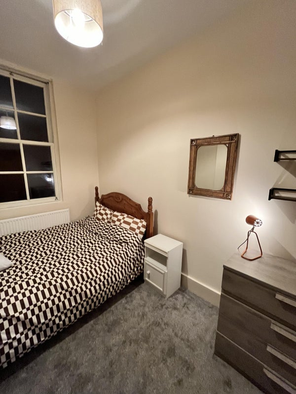 Room Cavendish Place in Bournemouth