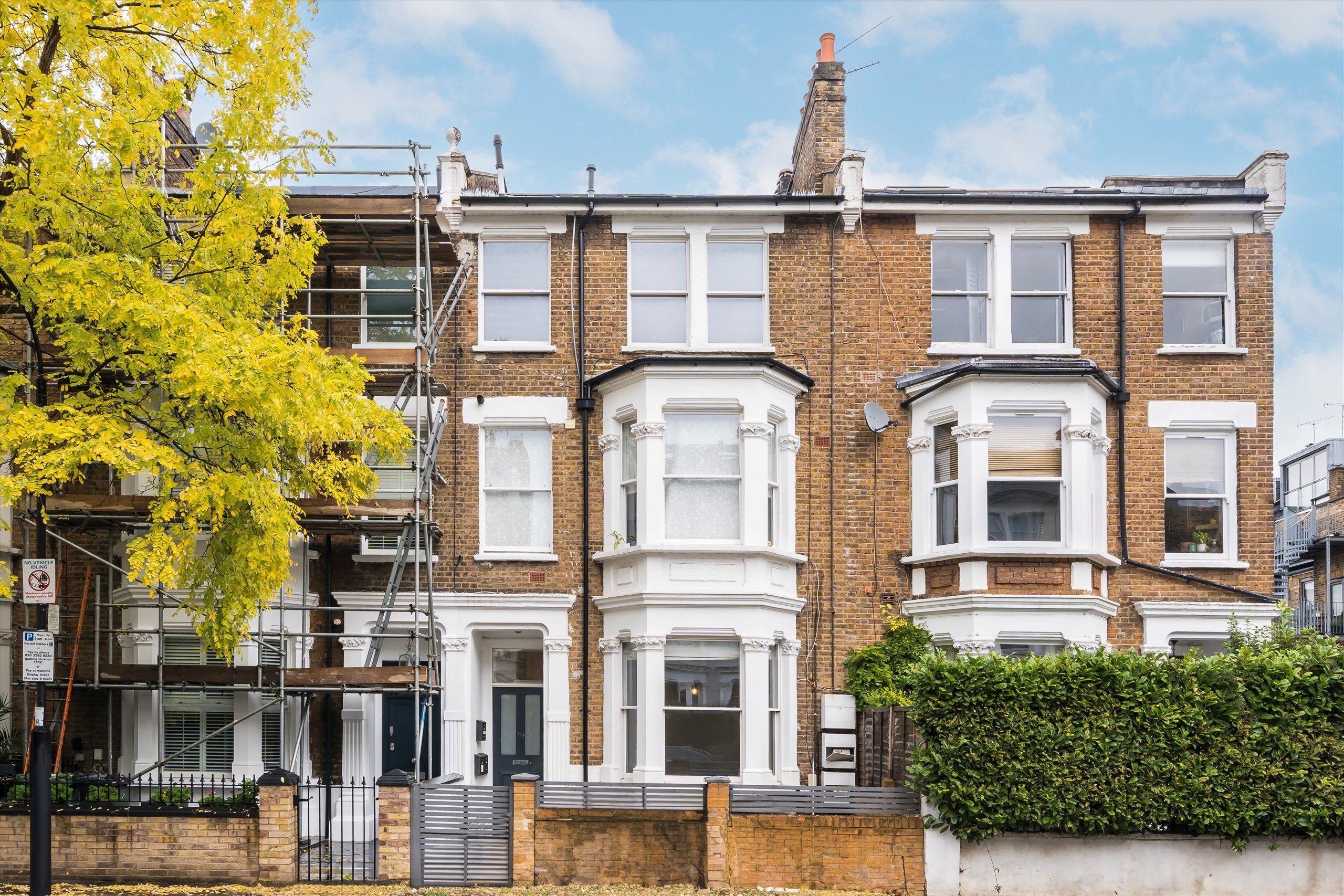 Flat Lena Gardens in Greater London
