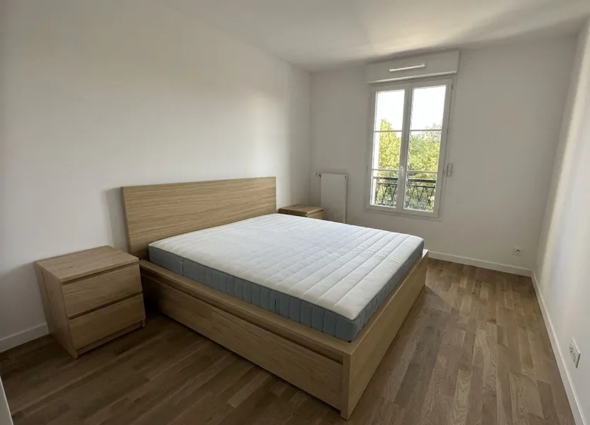 Appartement Quai Robert Surcouf à Le Plessis-Robinson