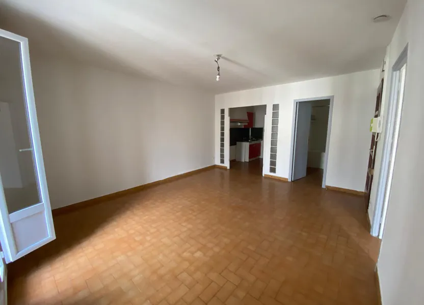 Flat Rue de la Raze in Mèze
