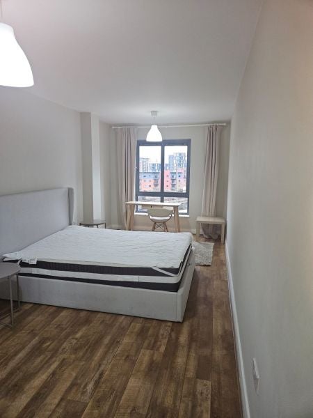 Flat Ellesmere Street in Manchester