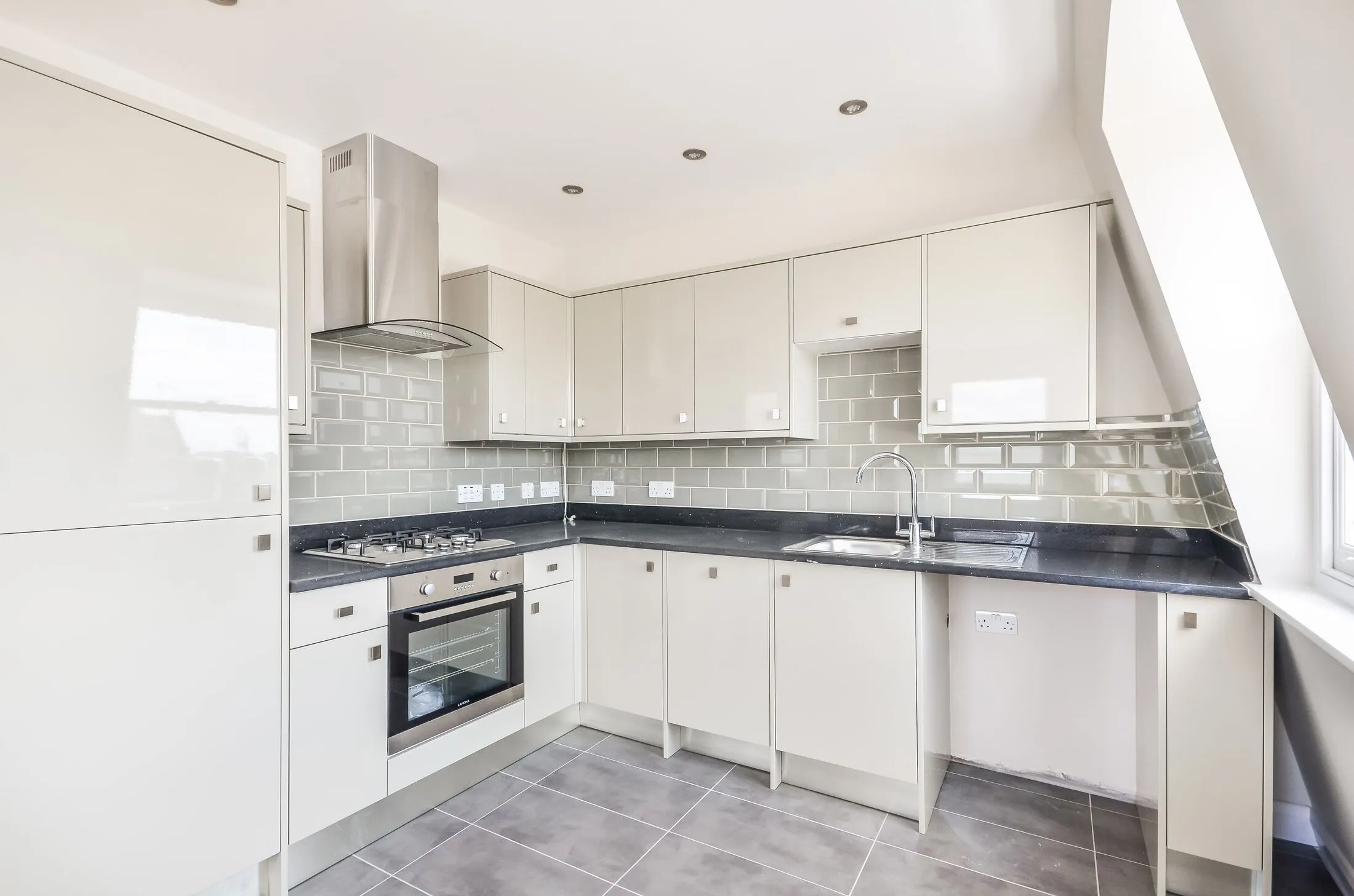 Flat Rye Lane in Greater London