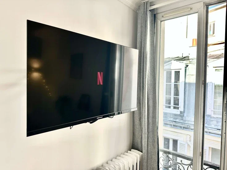 Flat Passage Cardinet in Paris