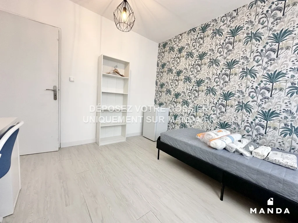 Chambre Rue de Mesly à Créteil