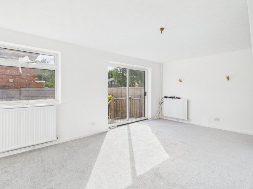 House Bunces Close in Eton