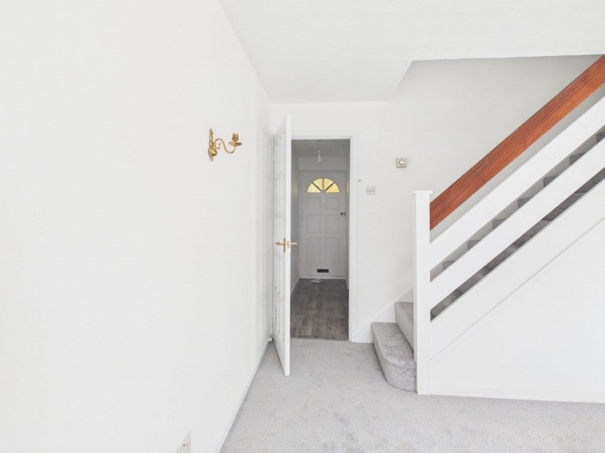 House Bunces Close in Eton
