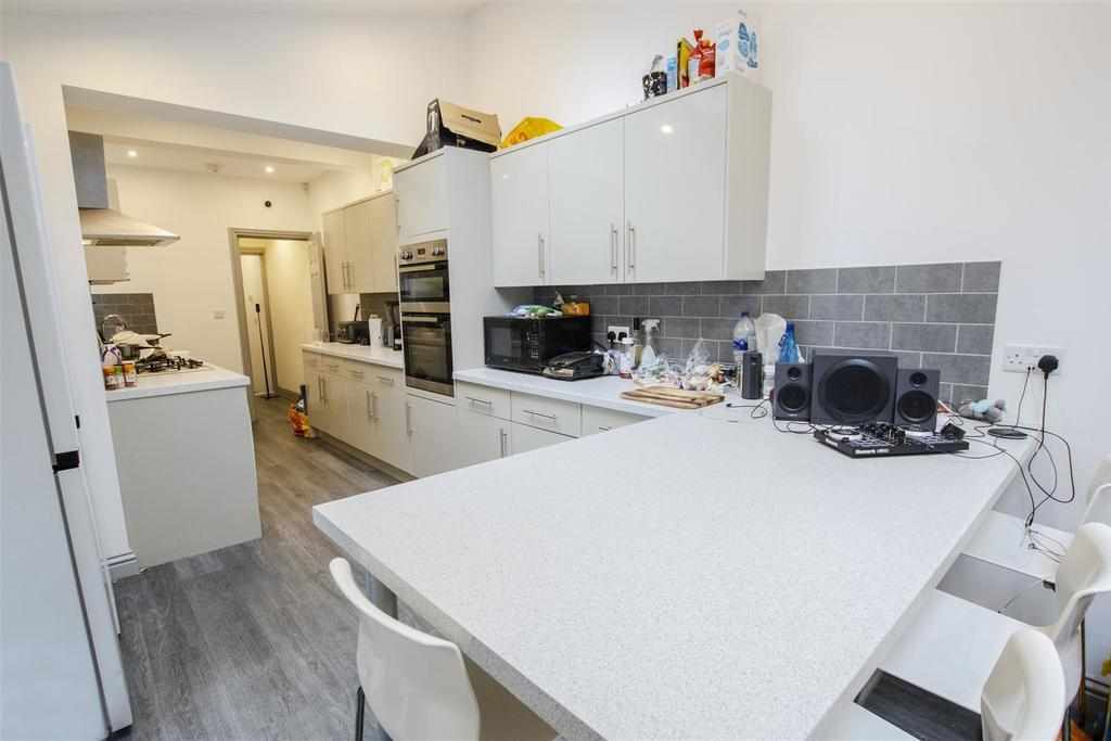 Flat Selly Hill Road in Birmingham