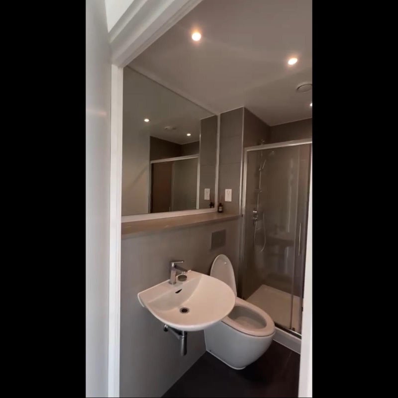 Room PROW 87 in Greater London