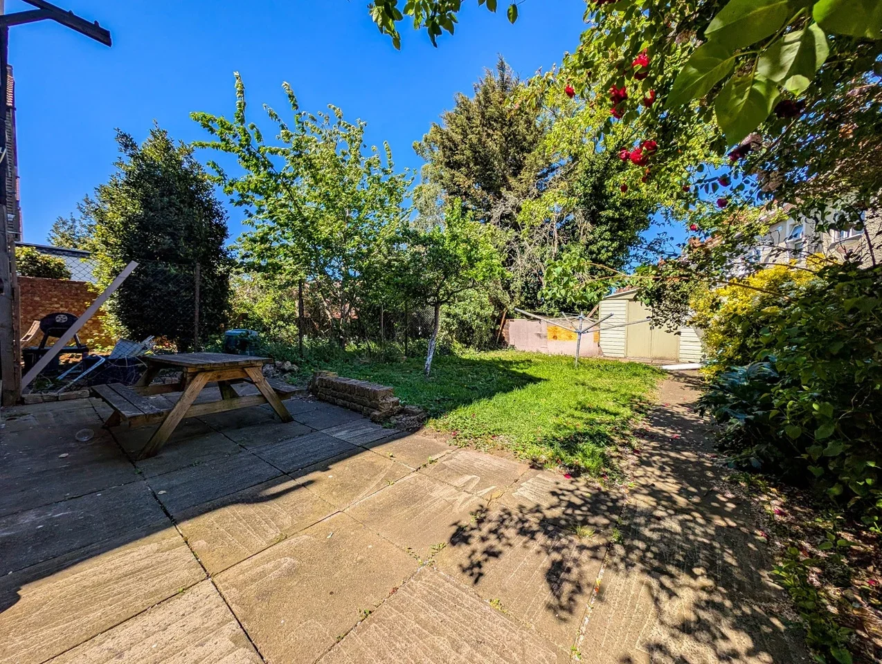House Quadrant Road in Greater London