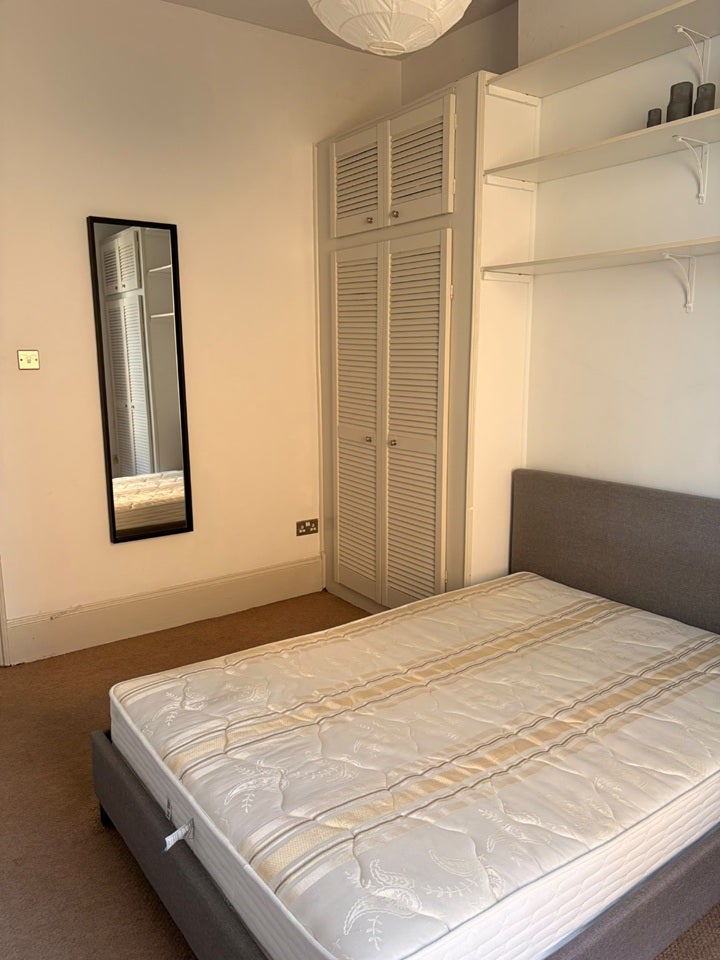 Flat Malden Road in Greater London
