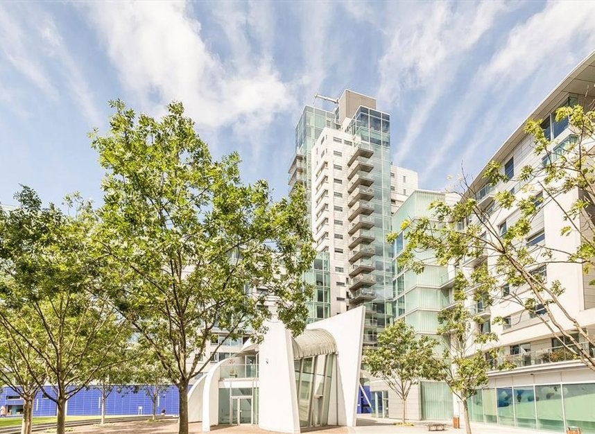 Flat Tabard Street in Greater London