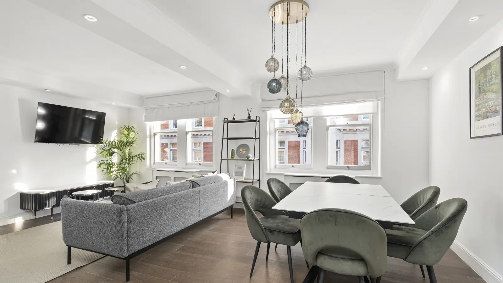 Flat Mortimer Street in City of Westminster