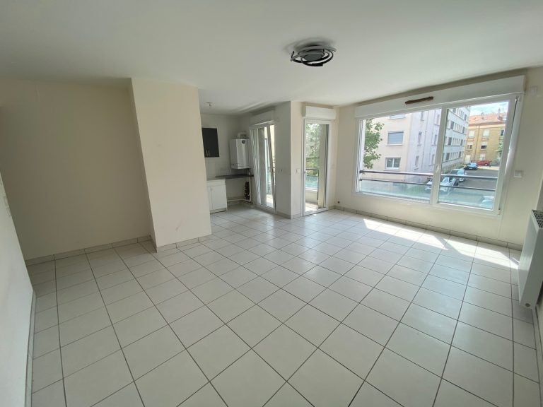 Appartement Rue Marcel Thil à Reims