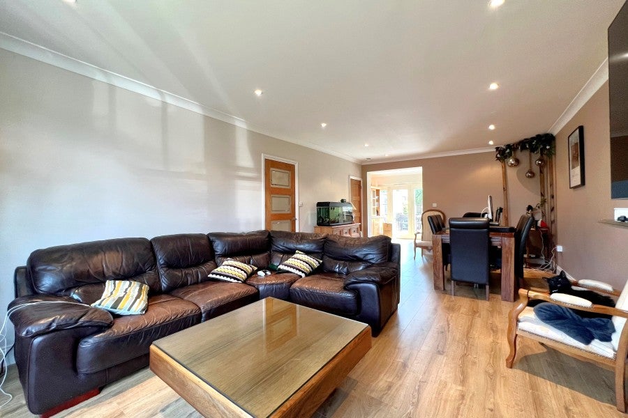 House Hatch Close in Borough of Runnymede