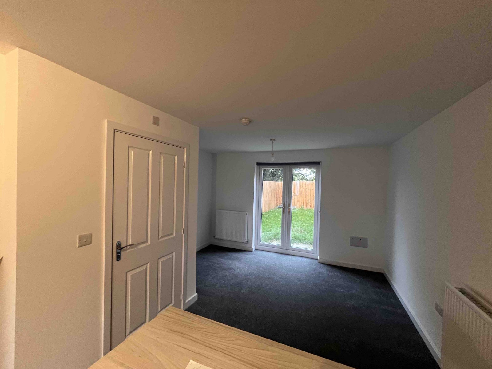 House Mallard Close in Dodington