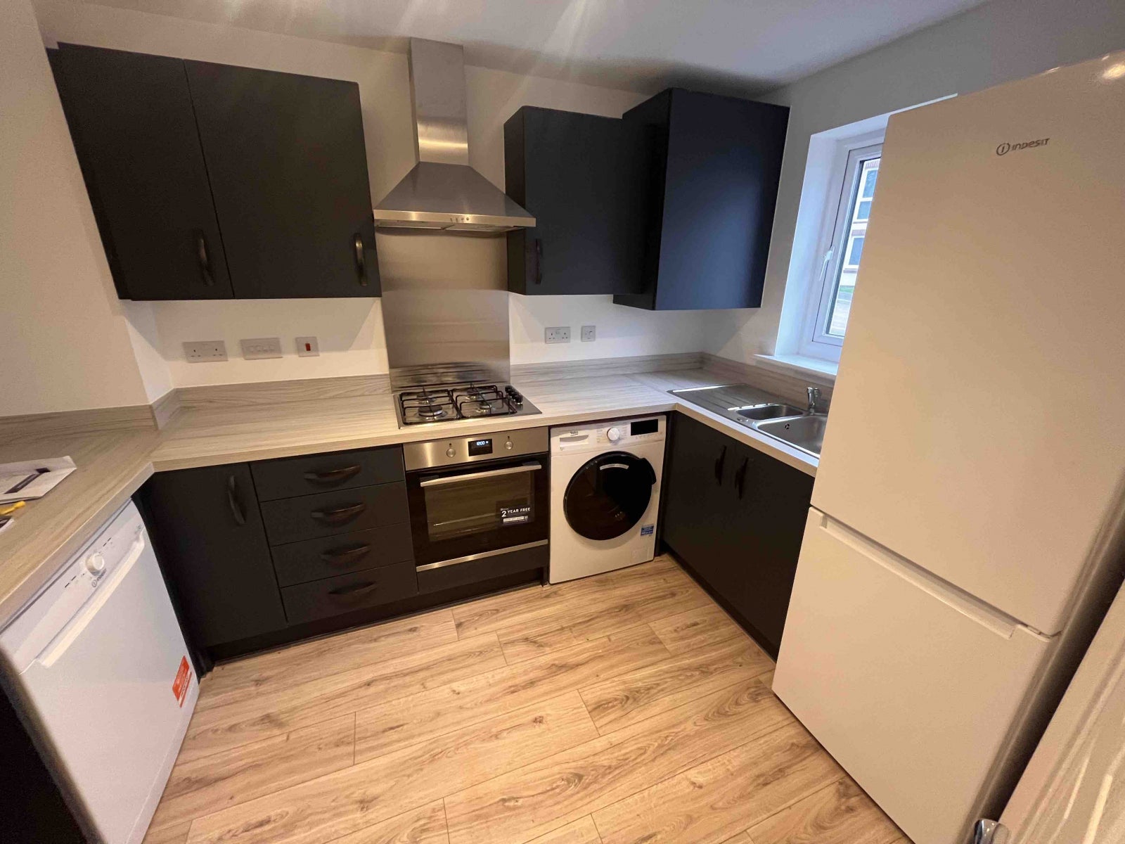 House Mallard Close in Dodington