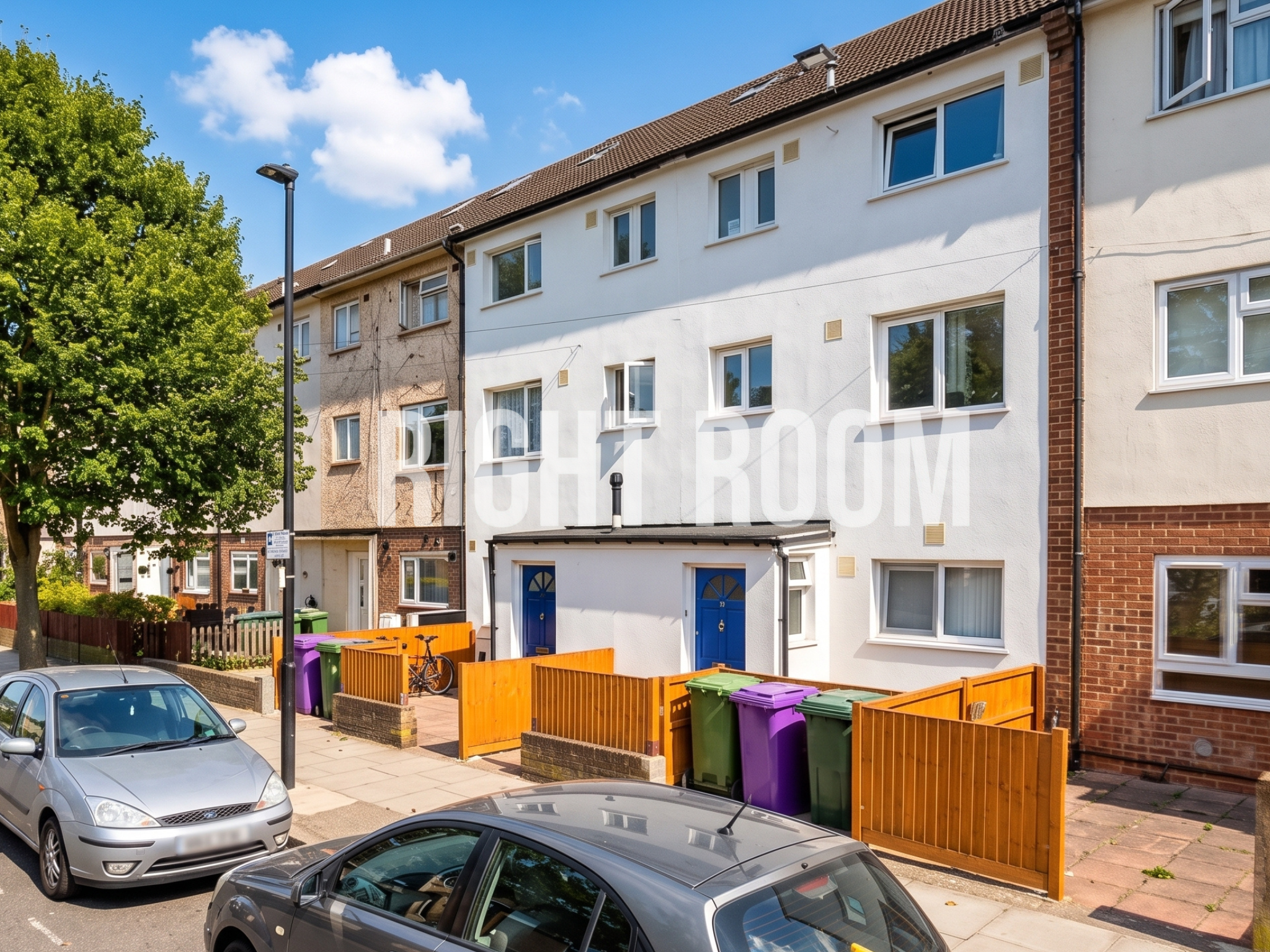 Room Strattondale Street in Greater London