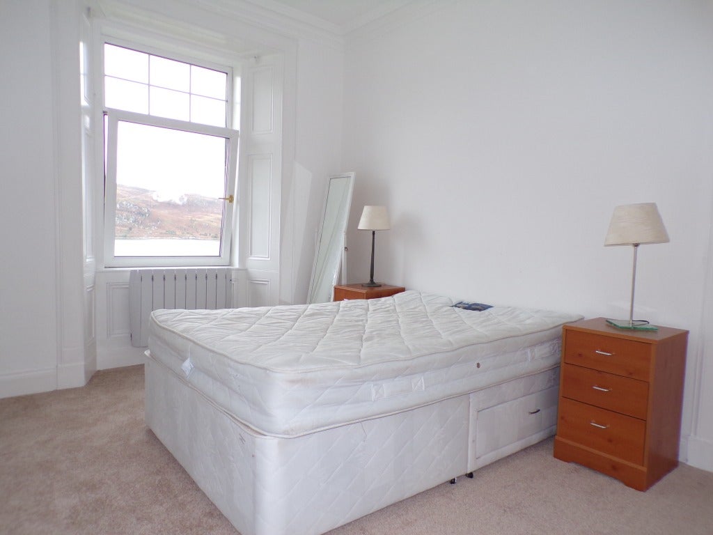 House B8000 in Tighnabruaich