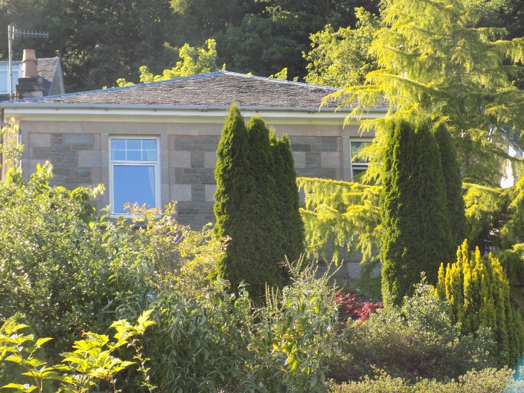 House B8000 in Tighnabruaich