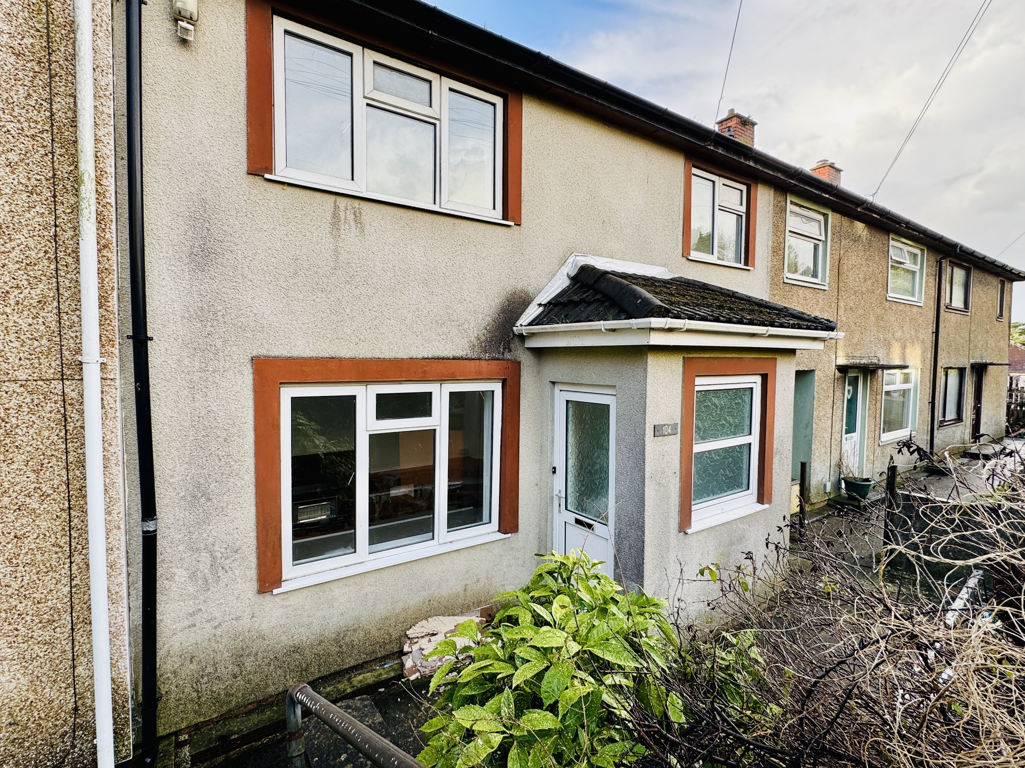 House Belvedere Avenue in Carmarthen