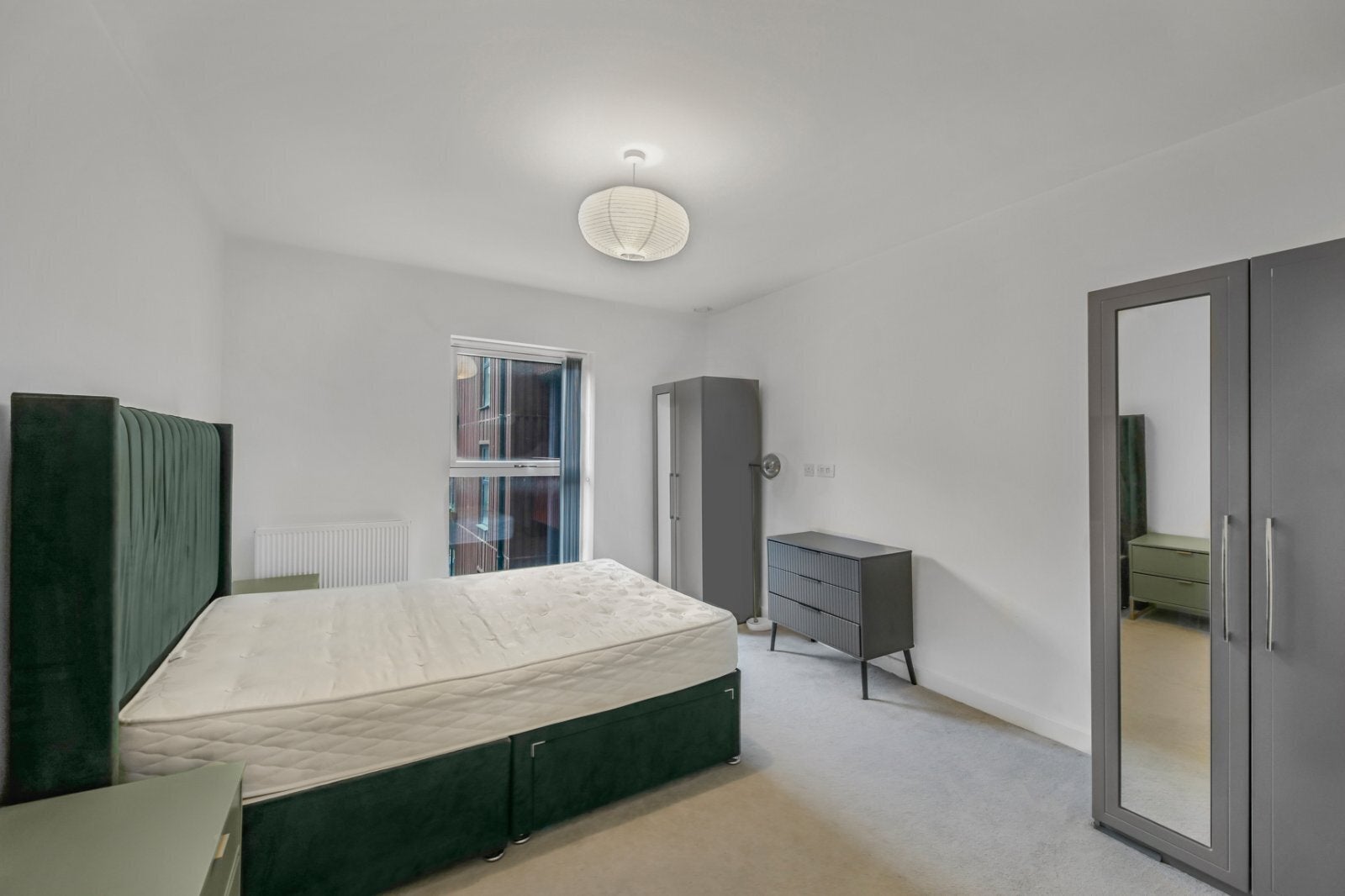 Flat Rolfe Terrace in Greater London