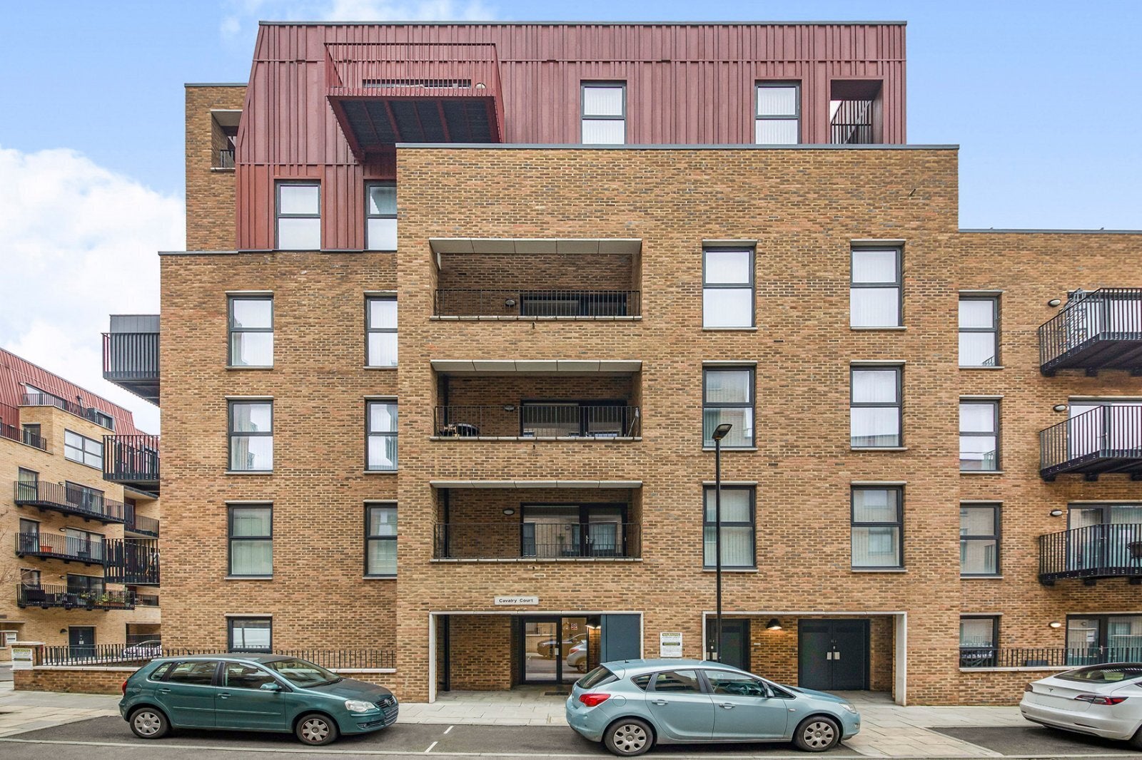 Flat Rolfe Terrace in Greater London