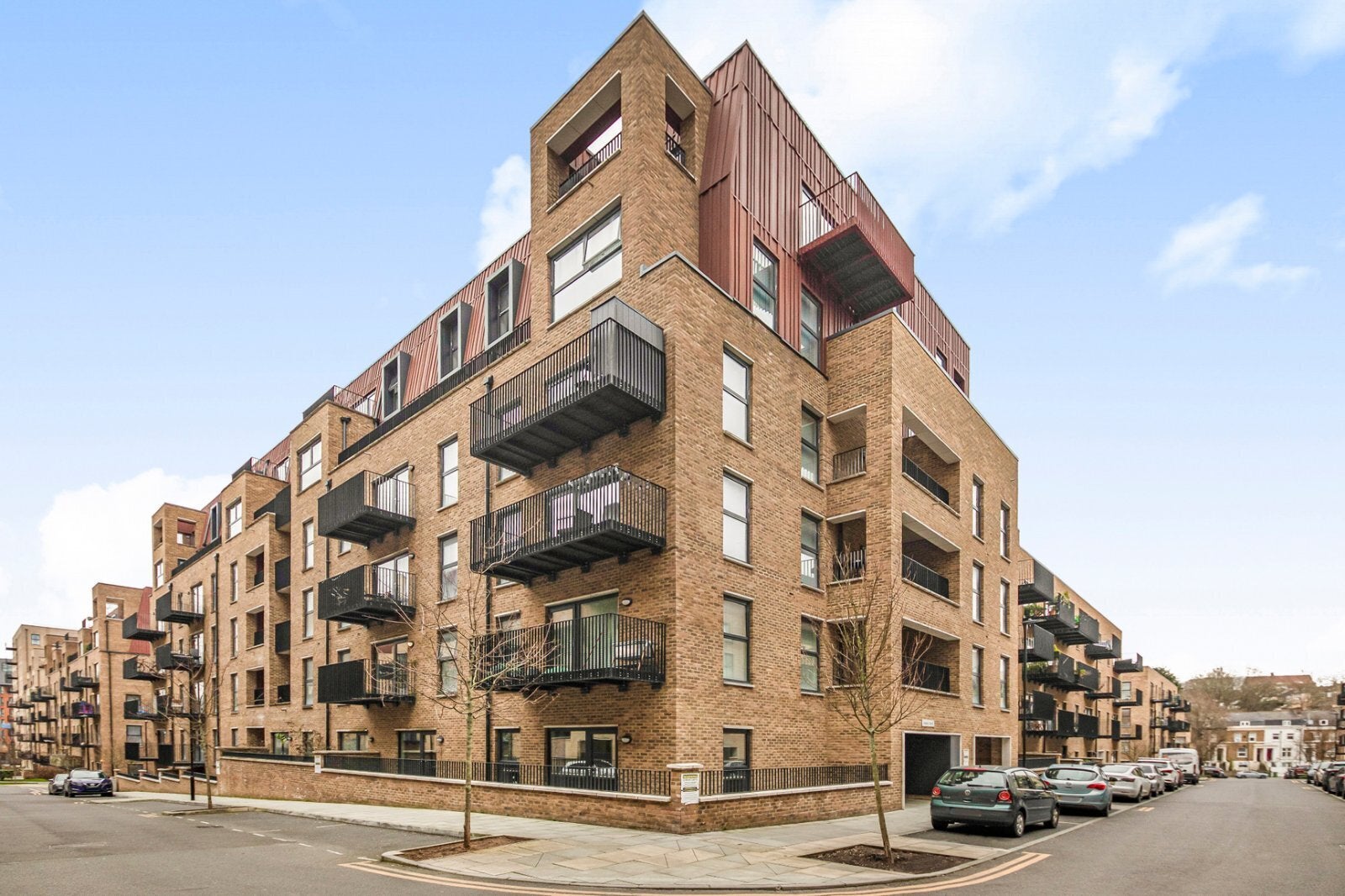 Flat Rolfe Terrace in Greater London