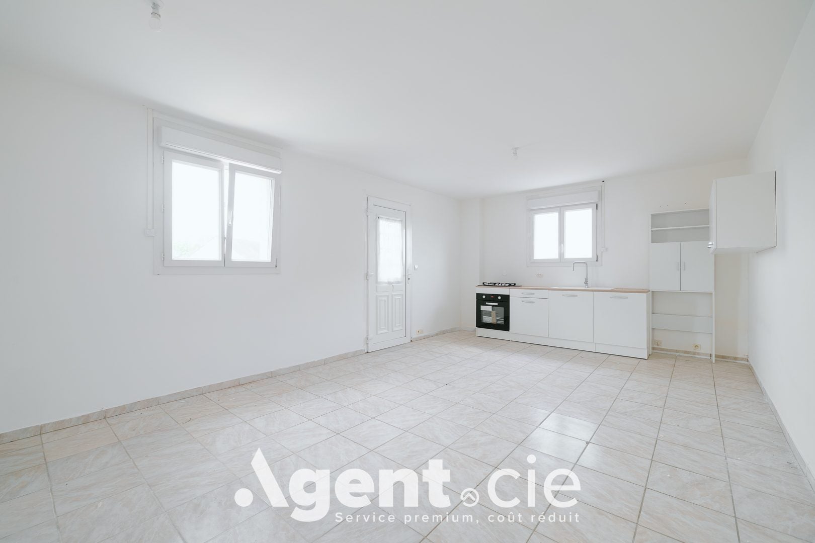 Flat Rue du Parc in Fontenay-le-Marmion