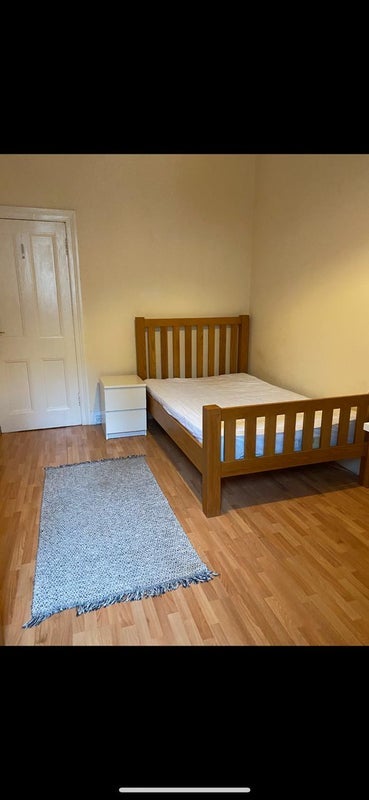 Room Polwarth Crescent in City of Edinburgh