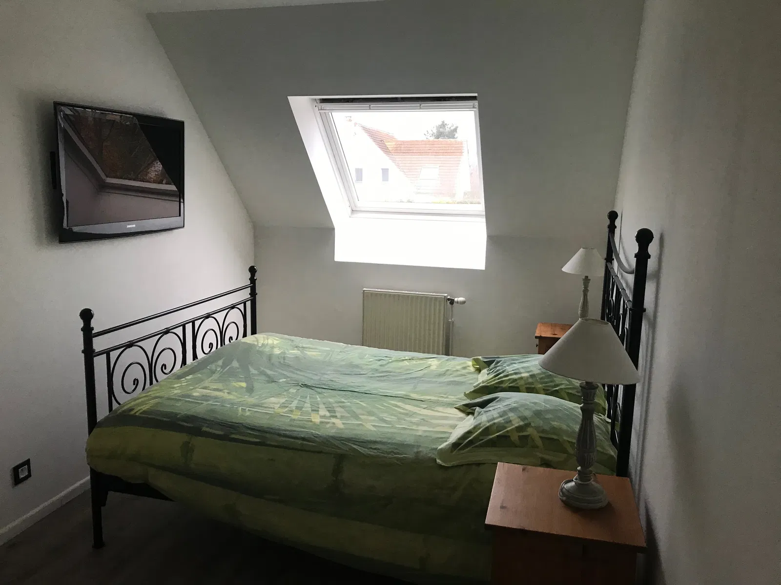 Chambre Rue de la Hederaie à Galluis