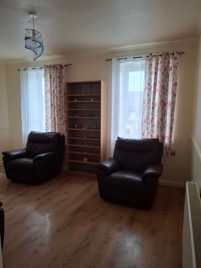 Flat Granton Crescent in City of Edinburgh