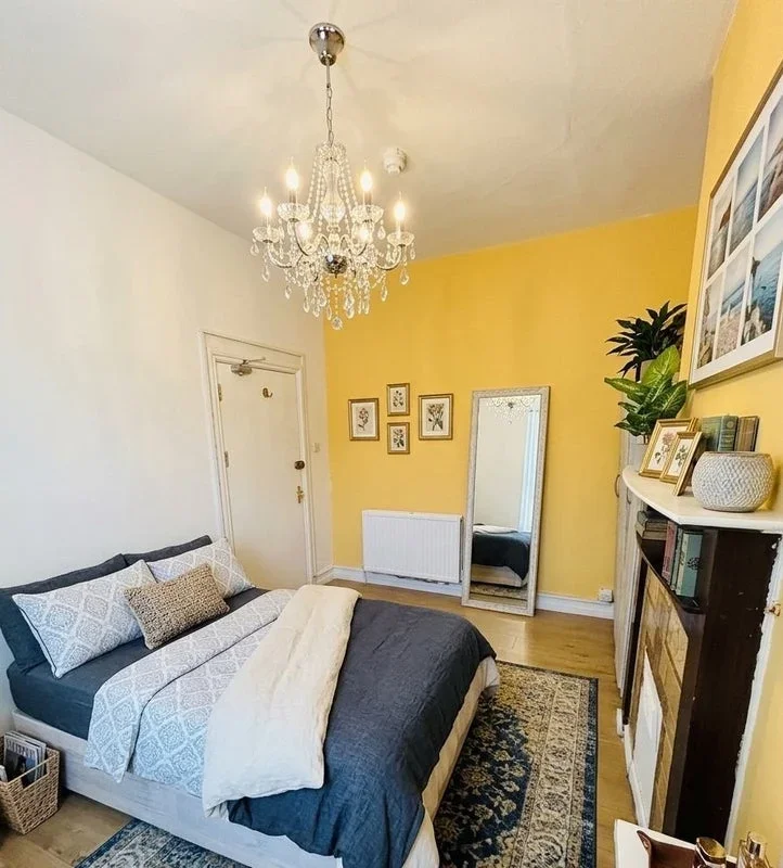 Room Claremont Road in Greater London