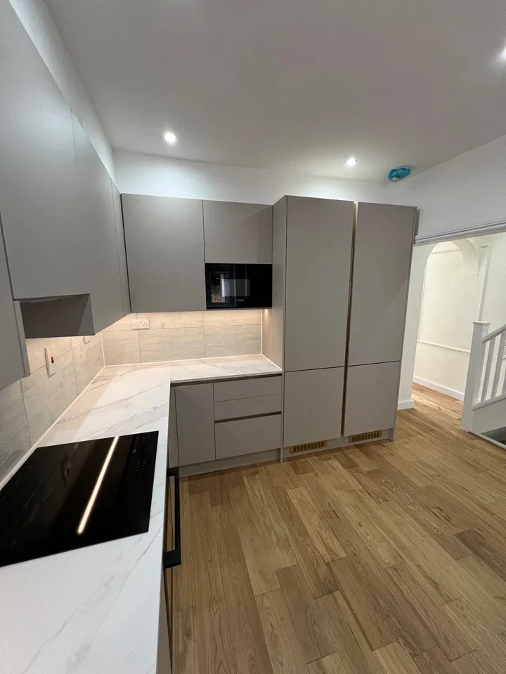 Room Congleton Grove in Greater London