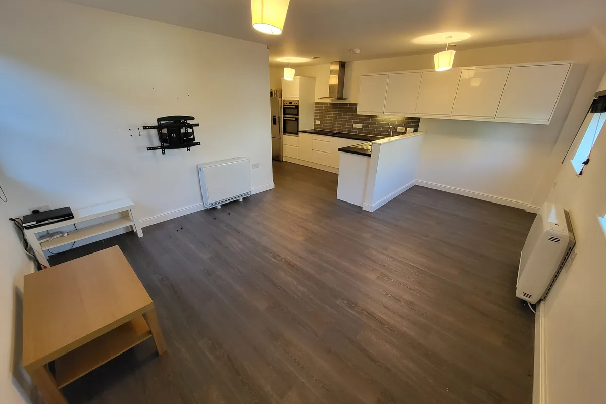 Flat Bartholomews Square in Bristol