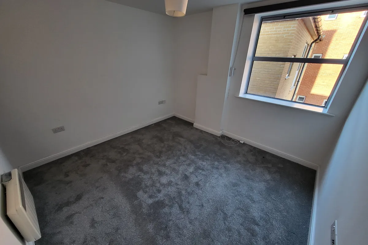 Flat Bartholomews Square in Bristol