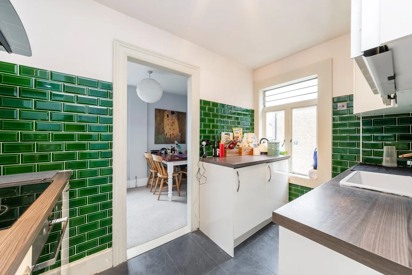 Flat Wendover Road in Greater London