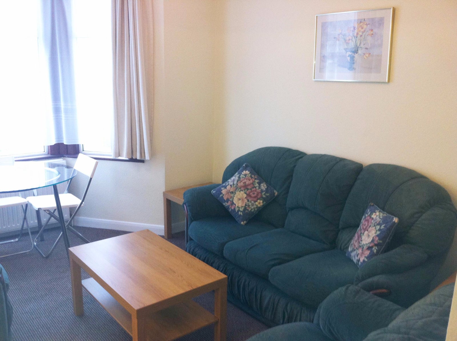 Flat Belgrave Road in London