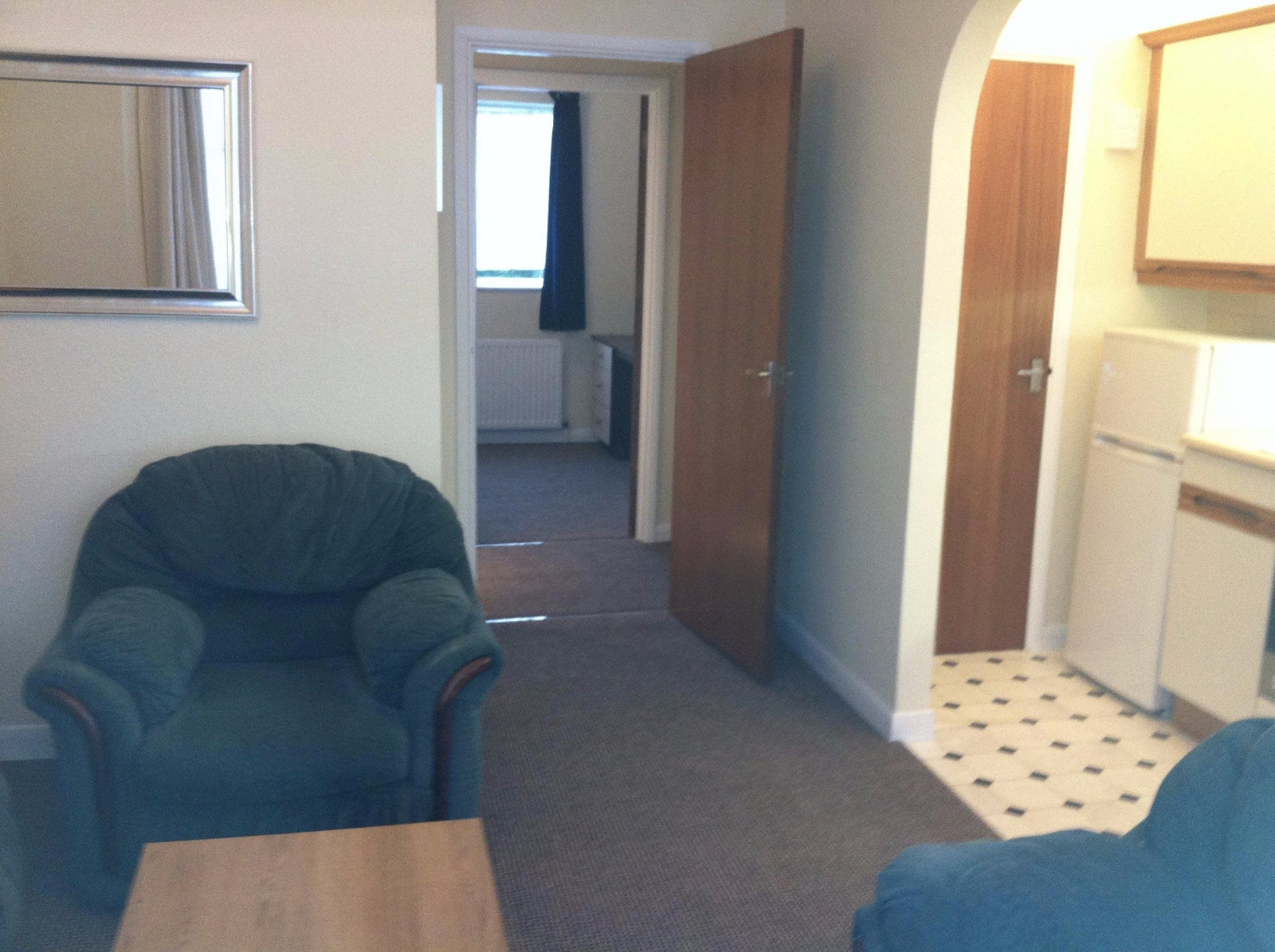 Flat Belgrave Road in London