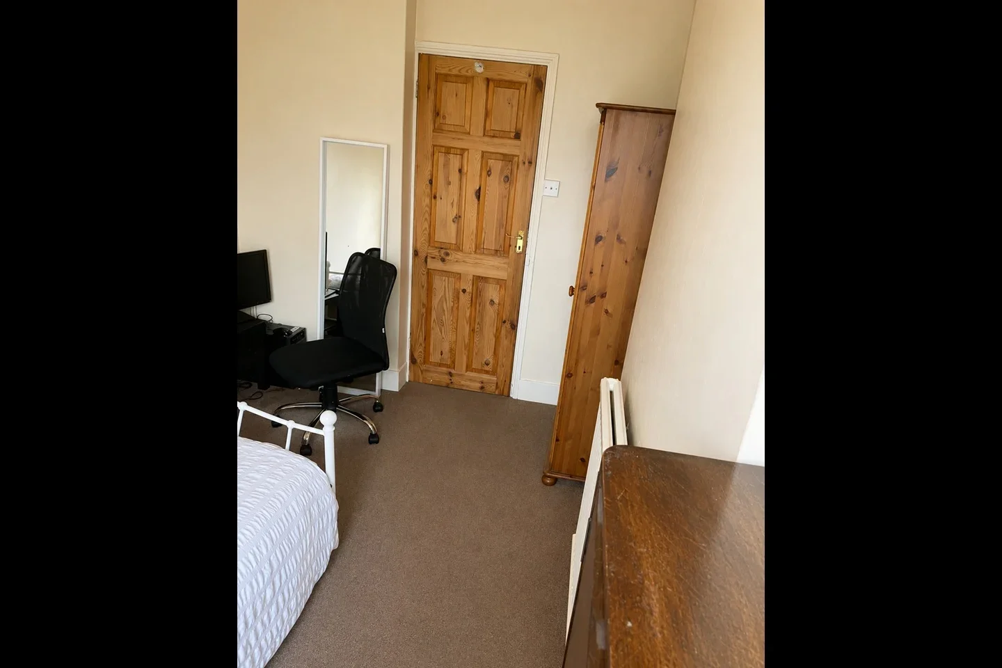 Room Boswell Road in Greater London