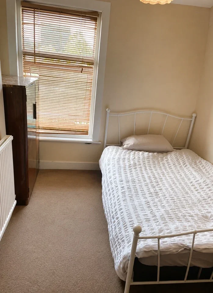 Room Boswell Road in Greater London