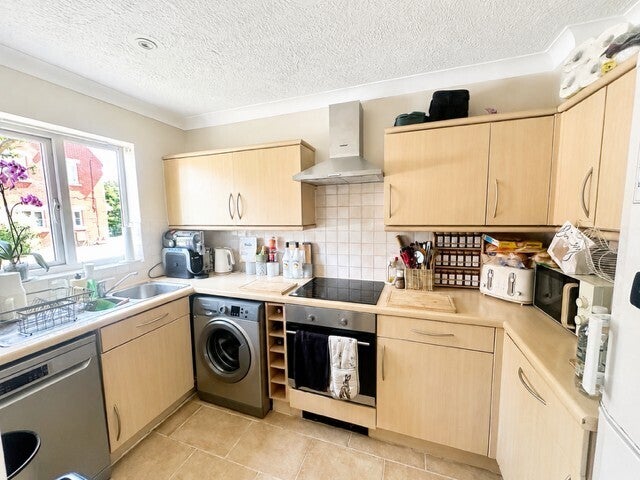 House Olivine Close in Borough of Swale